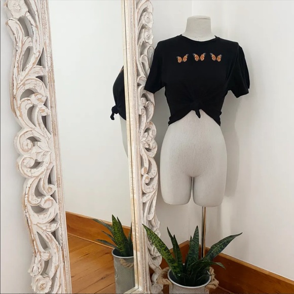 Butterfly t-shirt - Picture 2 of 4